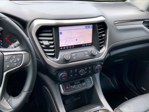 Used 2023 GMC Acadia AT4 w/ Technology Package AWD/4WD image 6