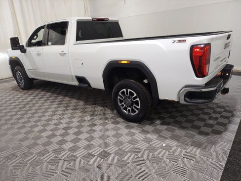 Used 2023 GMC Sierra 2500 SLE w/ Gooseneck/5TH Wheel Package AWD/4WD image 2
