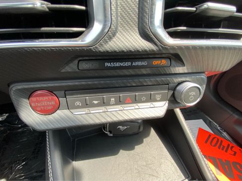 Used 2025 Ford Mustang GT Premium RWD image 25