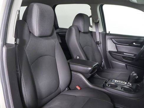 Used 2016 GMC Acadia SLE image 24