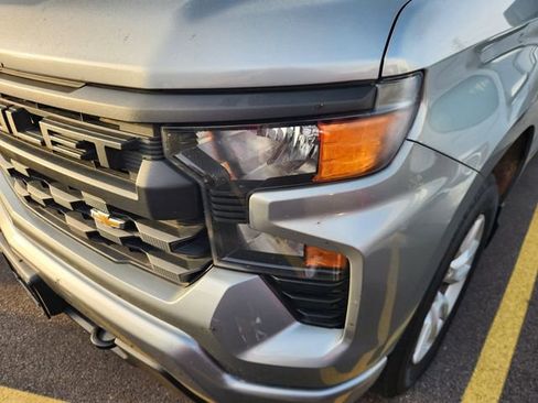 Used 2025 Chevrolet Silverado 1500 Custom image 6
