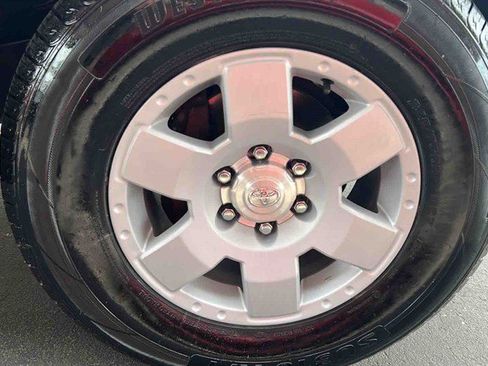 Used 2007 Toyota FJ Cruiser 4WD image 43