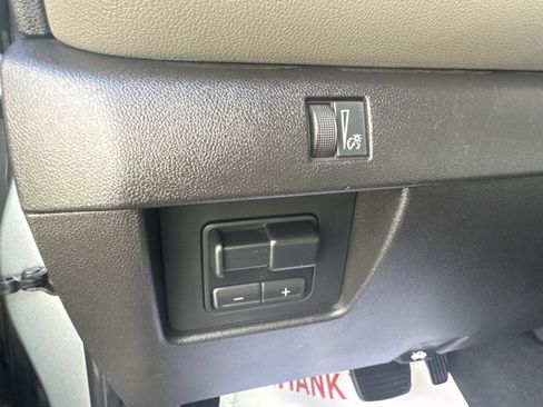 Used 2024 Chevrolet Colorado ZR2 w/ Technology Package image 20