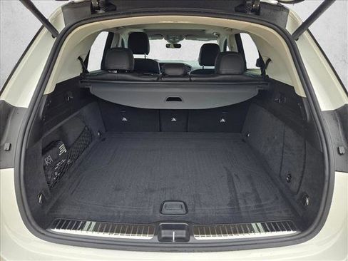 Used 2020 Mercedes-Benz GLE 350 4MATIC image 4