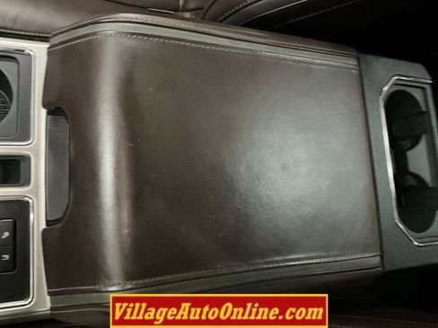 Used 2016 Ford F150 Platinum w/ Equipment Group 701A Luxury image 22