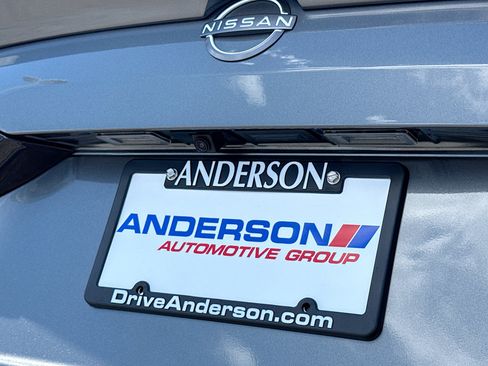 Used 2023 Nissan Altima 2.5 SR FWD image 13