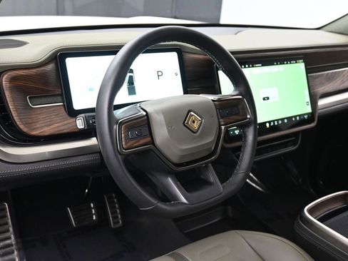 Used 2023 Rivian R1T Adventure image 28