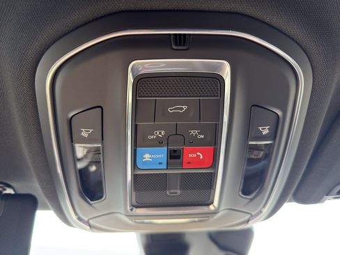 New 2025 Jeep Grand Cherokee L Limited AWD/4WD image 23