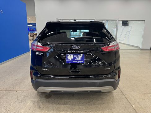 Certified 2024 Ford Edge SEL image 7