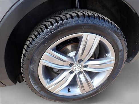 Used 2019 Volkswagen Tiguan S AWD/4WD image 5