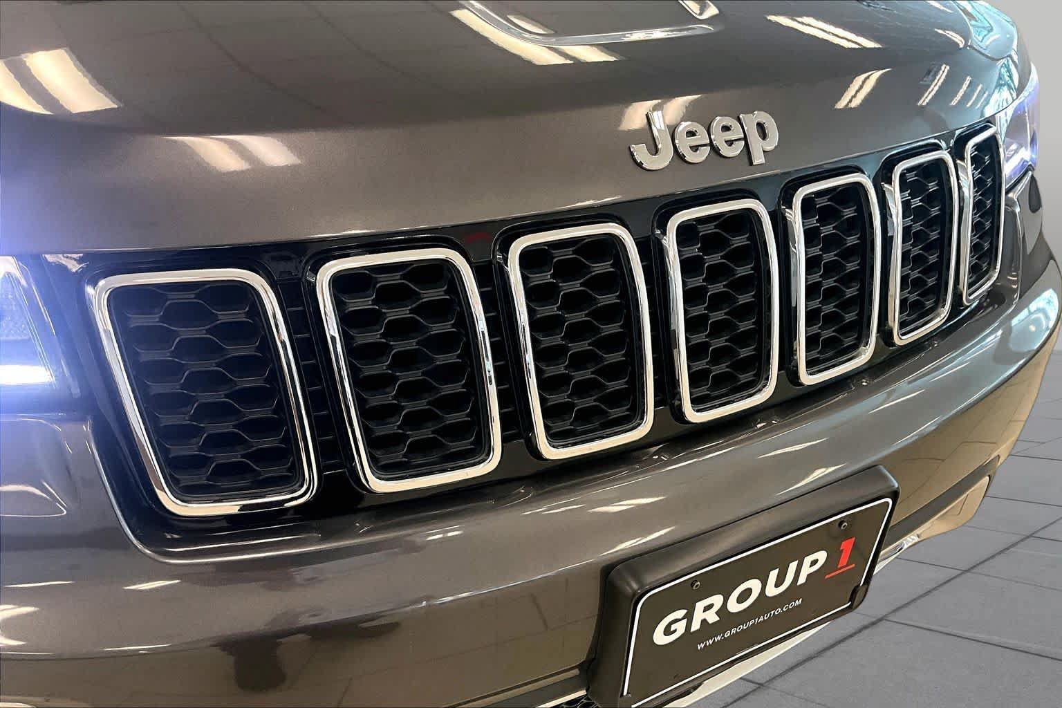 Used 2019 Jeep Grand Cherokee Limited w/ Luxury Group II RWD image 28