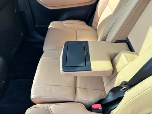 Used 2025 Volvo XC90 B5 Ultra w/ Protection Package AWD/4WD image 24