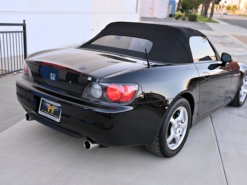 Used 2001 Honda S2000 image 9