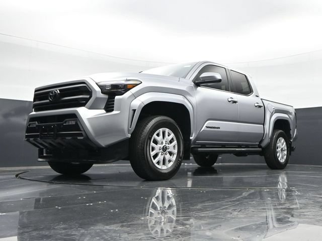 Used 2024 Toyota Tacoma SR5 AWD/4WD image 43