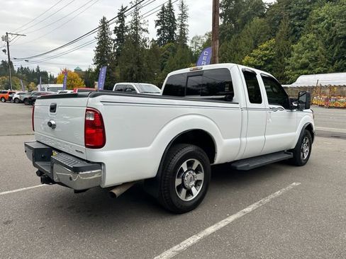 Used 2015 Ford F250 Lariat w/ Camper Package image 6
