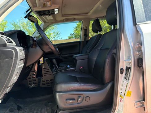 Used 2016 Toyota 4Runner Trail Premium AWD/4WD image 13