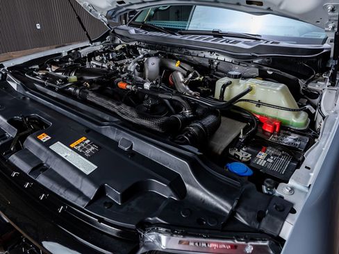 Used 2025 Ford F450 Platinum w/ Platinum Plus Package image 41