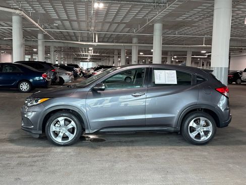 Used 2022 Honda HR-V LX image 7