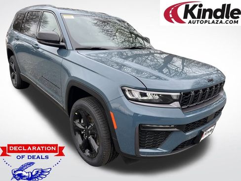 New 2026 Jeep Grand Cherokee L Limited w/ Limited Altitude Package AWD/4WD image 1