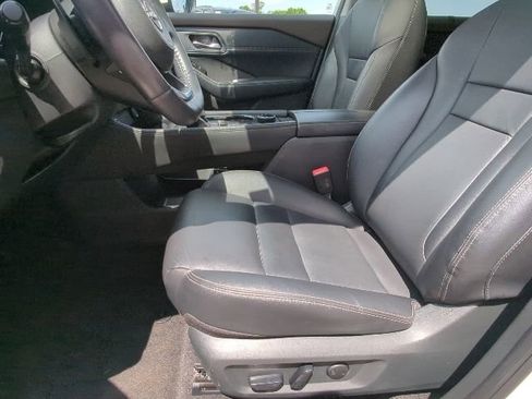 Used 2023 Nissan Rogue SL w/ SL Premium Package AWD/4WD image 10