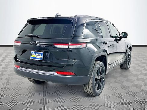 New 2026 Jeep Grand Cherokee Limited w/ Limited Altitude Package AWD/4WD image 5