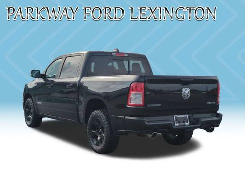 Used 2022 RAM 1500 Big Horn AWD/4WD image 3