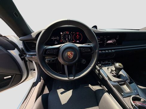 Certified 2026 Porsche 911 GT3 RWD image 22