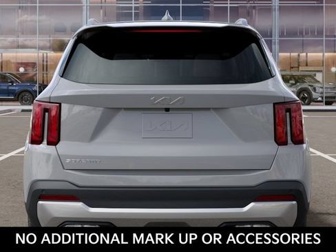 New 2026 Kia Sorento S FWD image 13