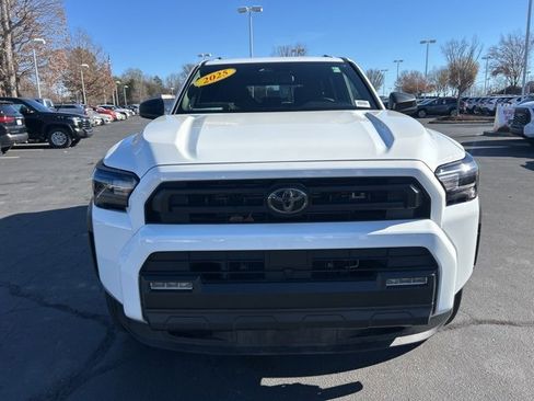 Used 2025 Toyota 4Runner SR5 image 2