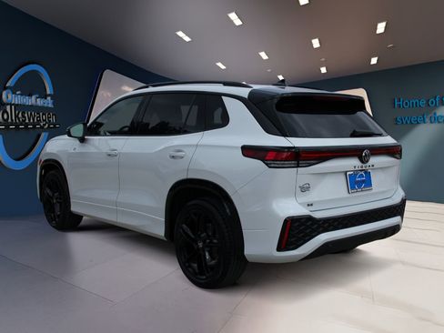 New 2026 Volkswagen Tiguan SE R-Line FWD image 6
