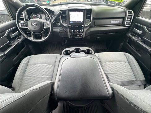 Used 2024 RAM 2500 Big Horn AWD/4WD image 19