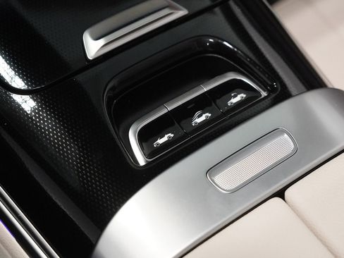 New 2026 Mercedes-Benz CLE 53 AMG 4MATIC Cabriolet image 34