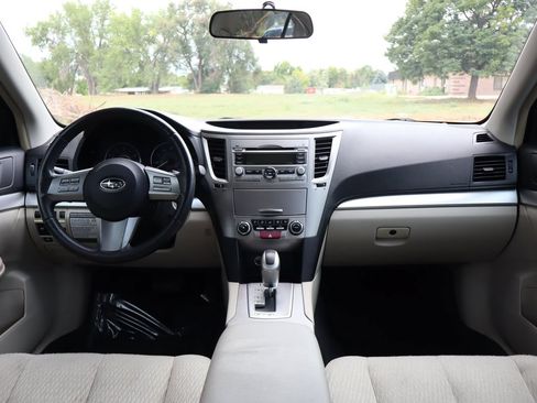 Used 2010 Subaru Legacy 2.5i Premium AWD/4WD image 16
