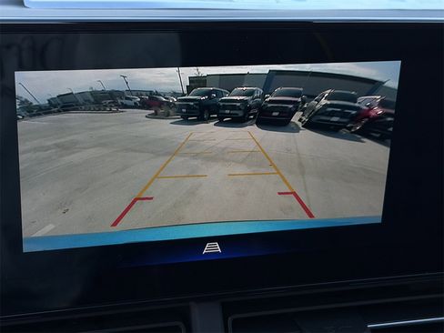 New 2026 Chevrolet Trax ACTIV w/ Sunroof Package image 16