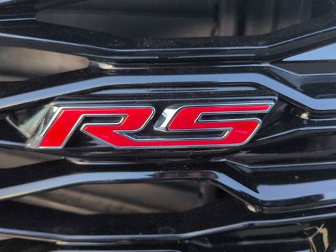 Used 2023 Chevrolet Equinox RS image 31