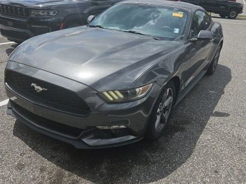 Used 2016 Ford Mustang Coupe RWD image 1