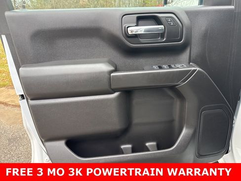 Used 2019 Chevrolet Silverado 1500 Custom Trail Boss w/ Custom Convenience Package image 6