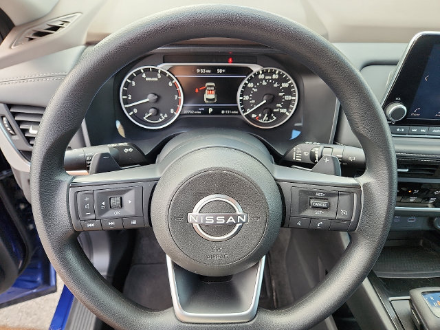 Used 2023 Nissan Rogue S AWD/4WD image 19