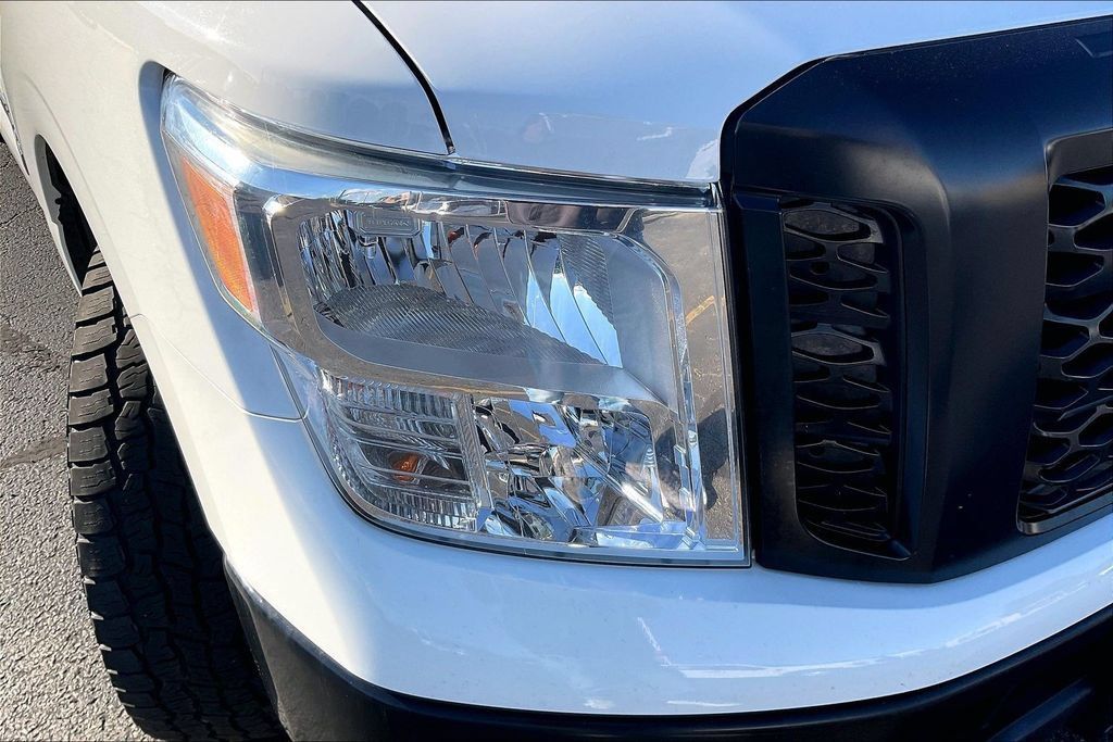 Used 2019 Nissan Titan S w/ S Utility Package AWD/4WD image 28