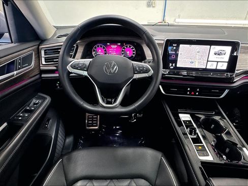 Used 2026 Volkswagen Atlas SEL Premium R-Line AWD/4WD image 11