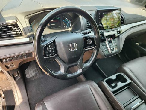 Certified 2020 Honda Odyssey EX-L image 2
