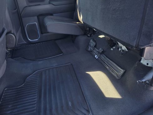 Used 2024 Chevrolet Silverado 2500 LT image 22