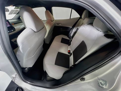 Used 2021 Toyota Corolla SE FWD image 29