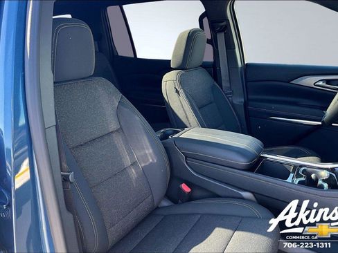 New 2026 Chevrolet Traverse LT w/ Sun and Wheel Package image 16