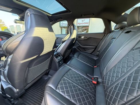 Used 2018 Audi S4 Premium Plus w/ Navigation Package image 31