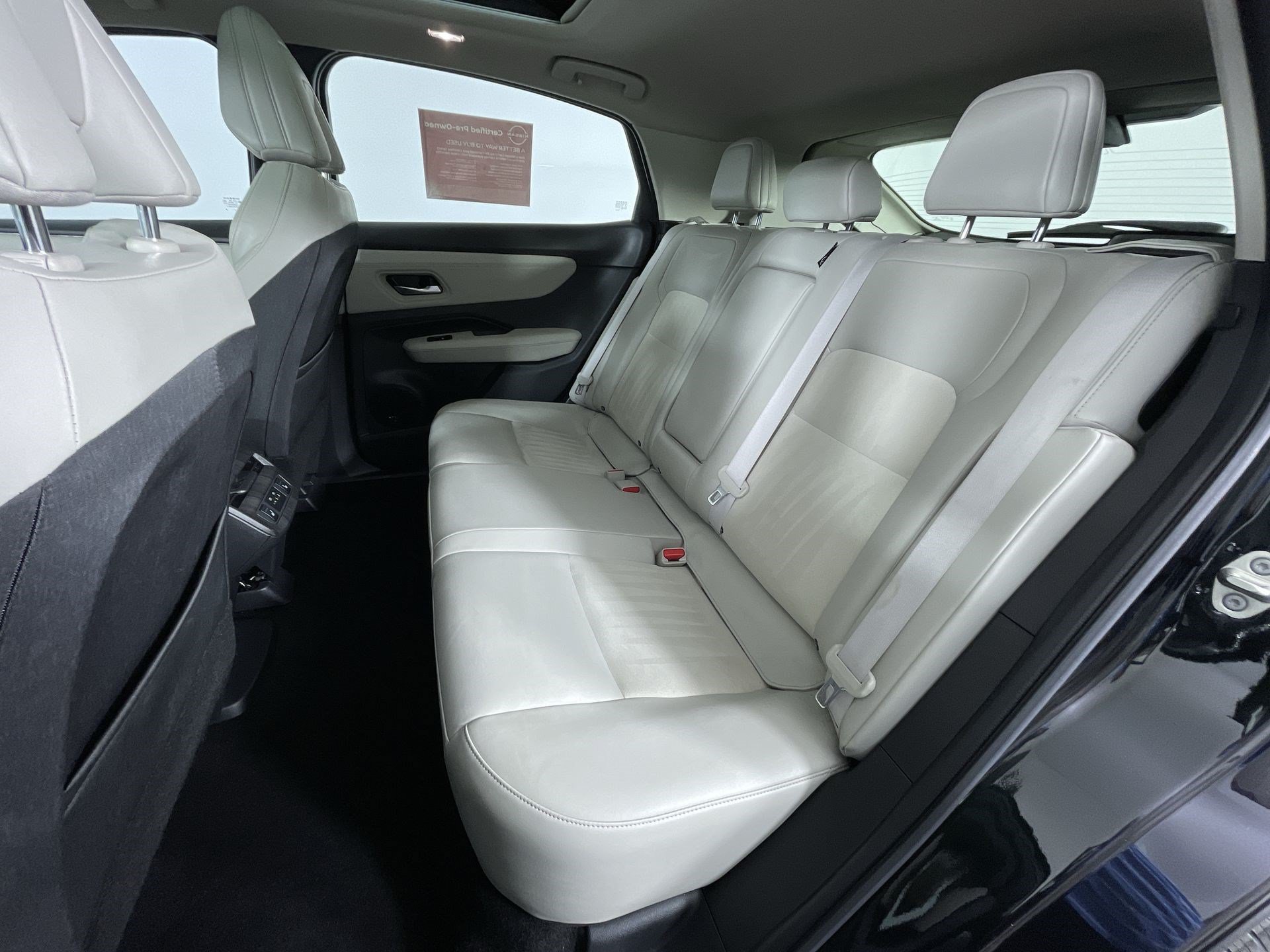 Certified 2024 Nissan Ariya AWD image 23