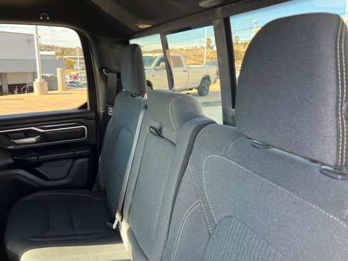 Used 2019 RAM 1500 Big Horn image 21
