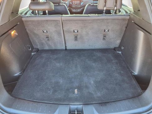 Used 2021 Chevrolet TrailBlazer RS image 36