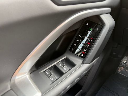 Used 2025 Audi Q5 Premium w/ Convenience Package AWD/4WD image 28