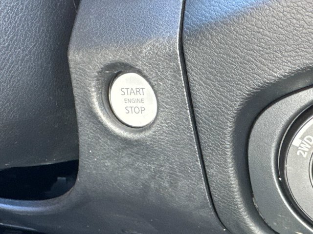 Used 2022 Nissan Frontier PRO-4X AWD/4WD image 35